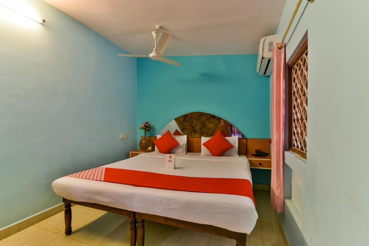 Hotel Oyo 2440 Palm Grove Vagator Exterior foto