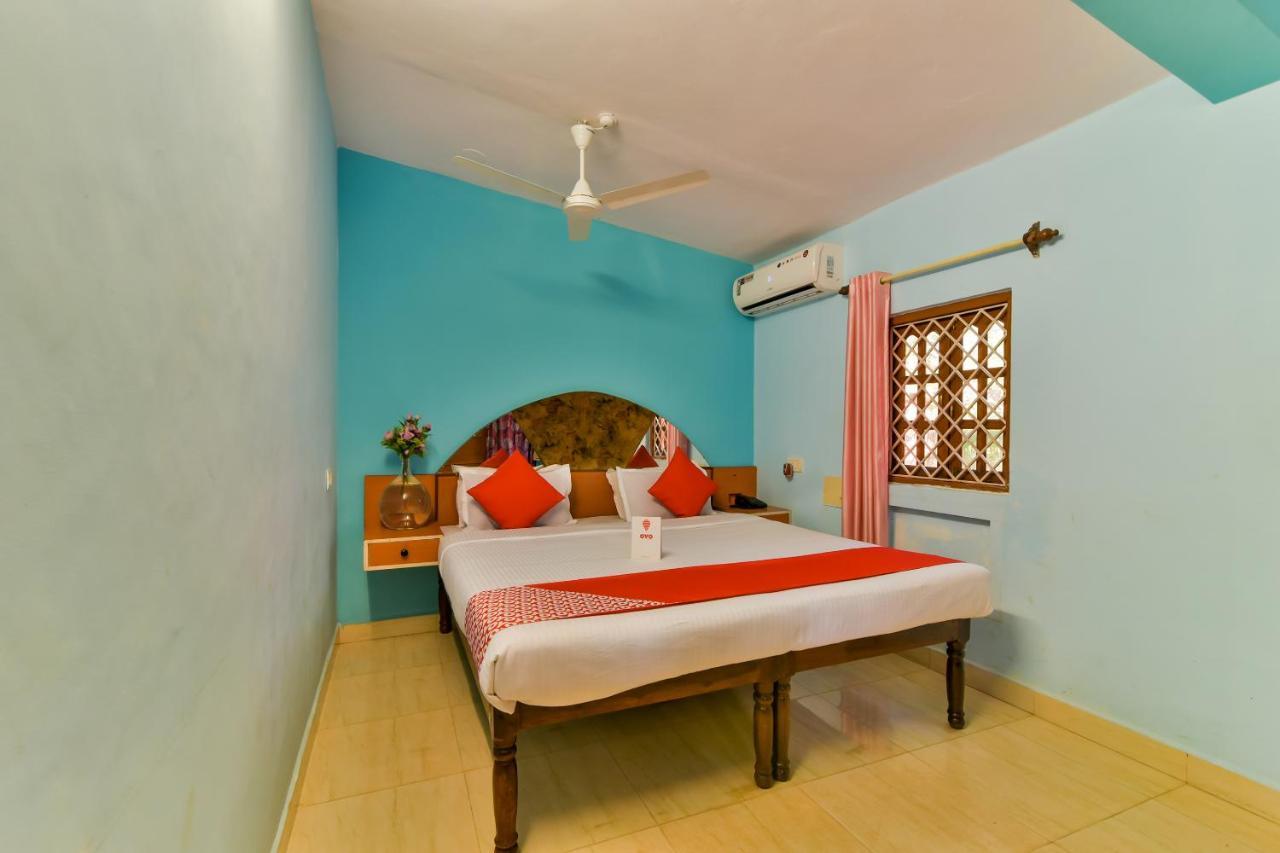 Hotel Oyo 2440 Palm Grove Vagator Exterior foto